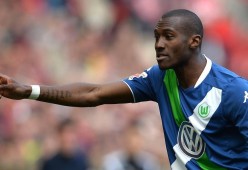 九游官网-圣埃蒂安队活力十足，多次斩获胜利